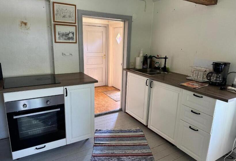 Retkeilymaja Kackelstugan