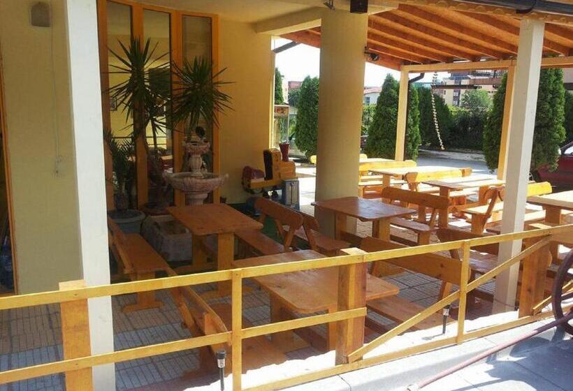 Family Hotel Meteora