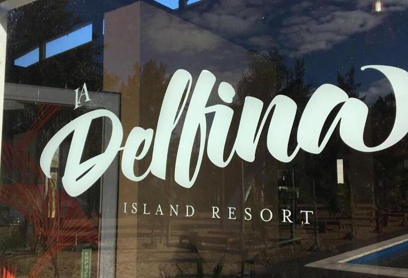 فندق La Delfina Island Resort