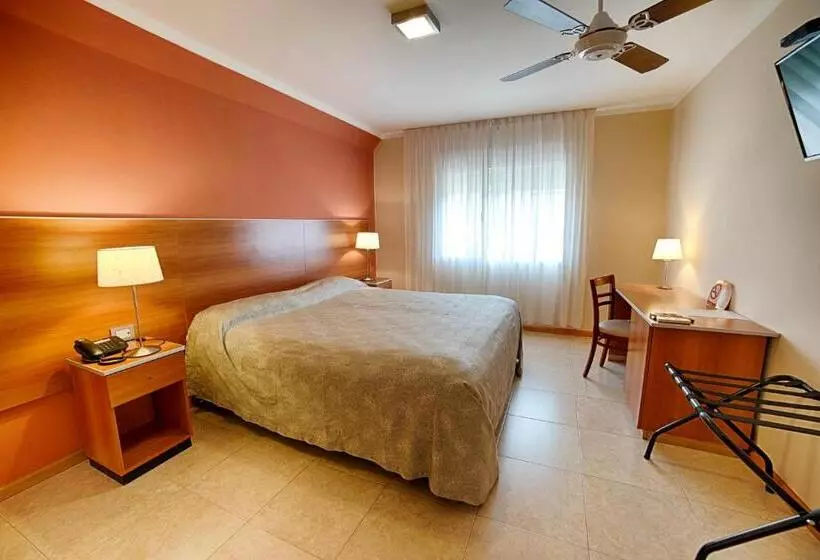 Hotelli Sol Del Añelo