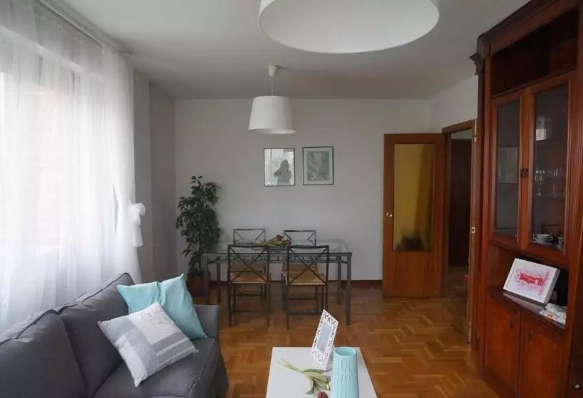 ペンション Apartamento Ermitagaña