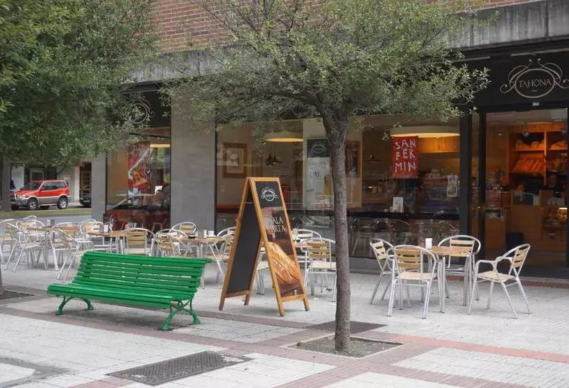 ペンション Apartamento Ermitagaña