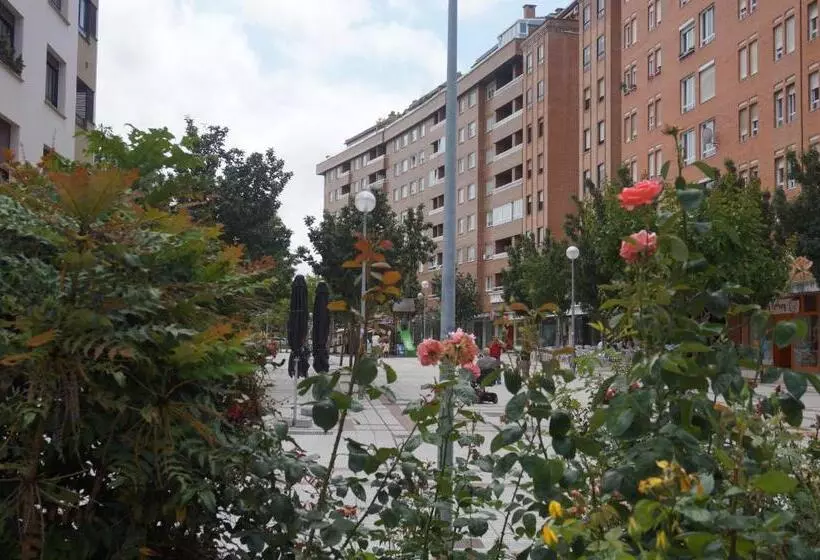 ペンション Apartamento Ermitagaña