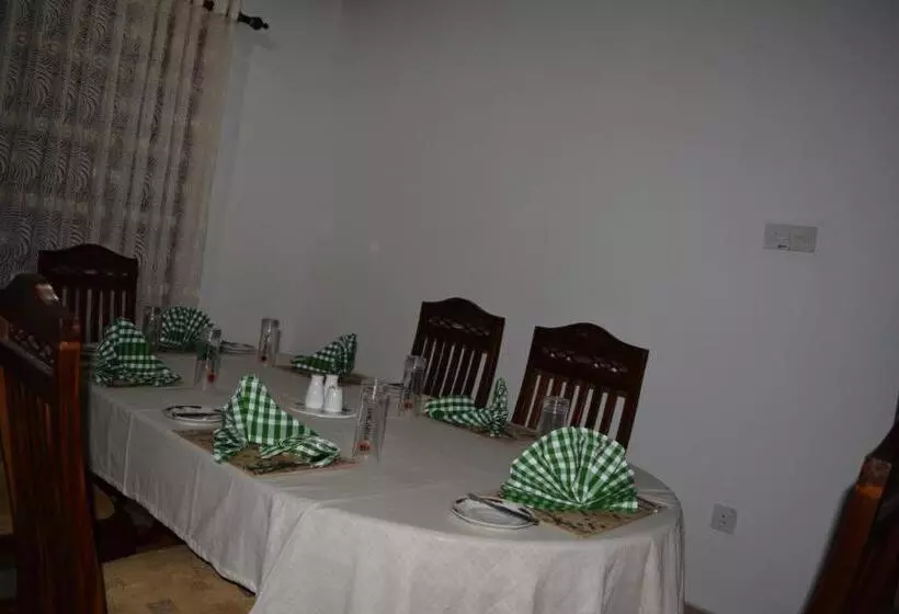 Pension Chamudu Villa