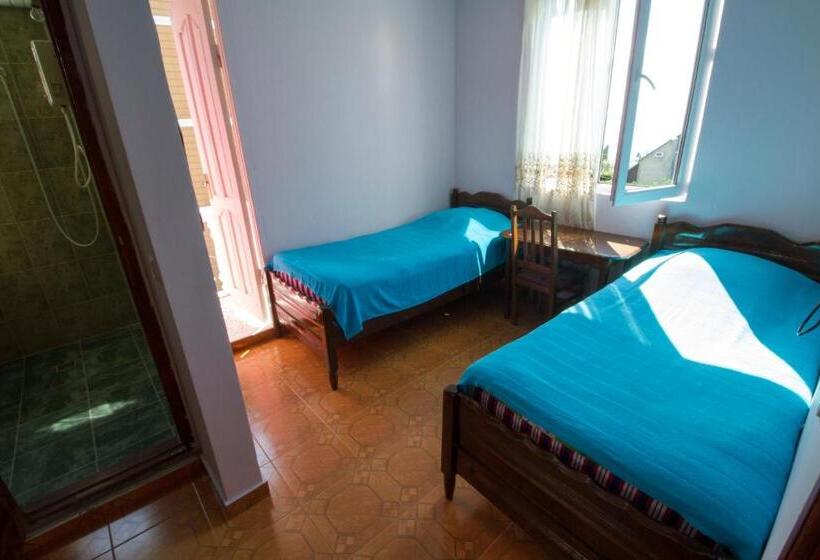 پانسیون Guest House Imeda