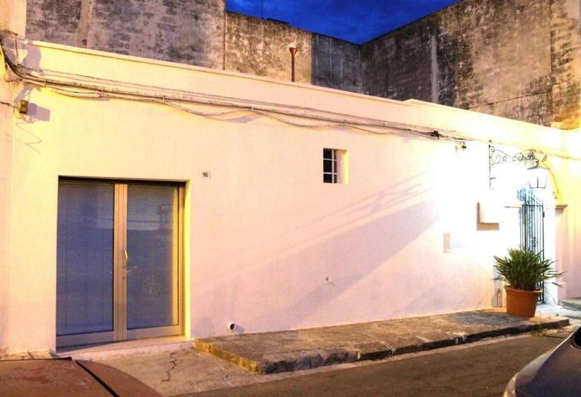 ペンション La Casa Al Castello