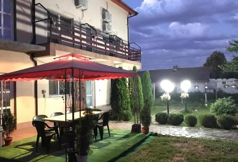 Pensió La Nelu