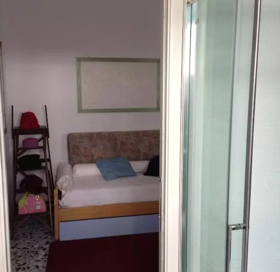 تختخواب و صبحانه A Casa Di Ilaria