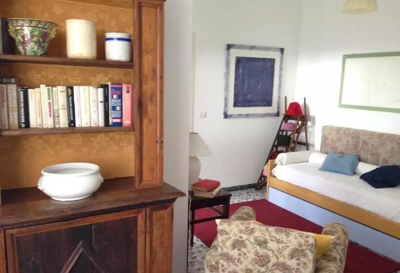 تختخواب و صبحانه A Casa Di Ilaria