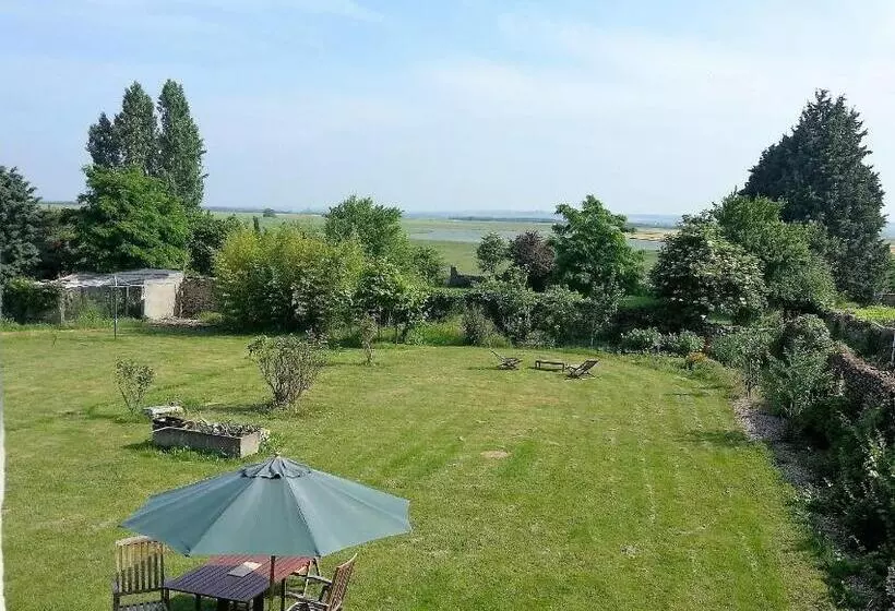 ベッドアンドブレックファースト Chambre D Hôtes Oiron, Deux Sevres   Not Near Taize, Burgundy
