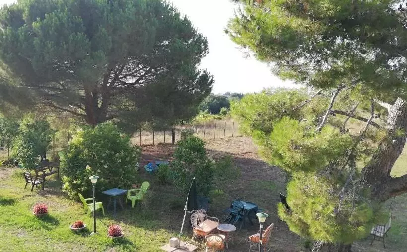 هتل Agriturismo Residenza Nakelia