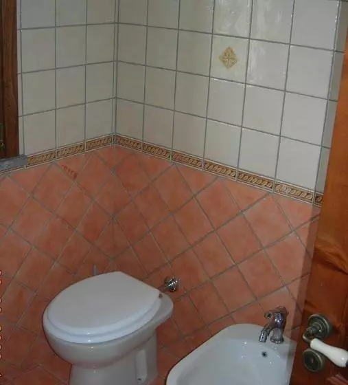 هتل Agriturismo Residenza Nakelia