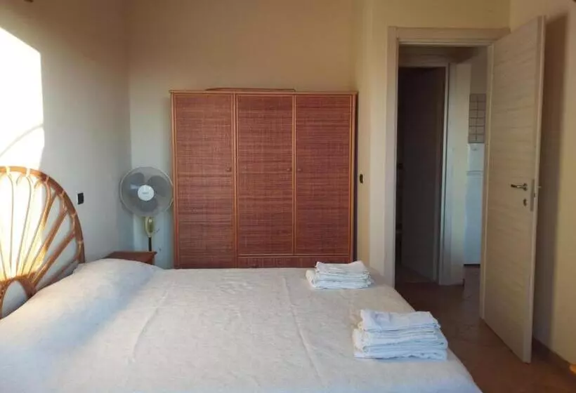 هتل Agriturismo Residenza Nakelia
