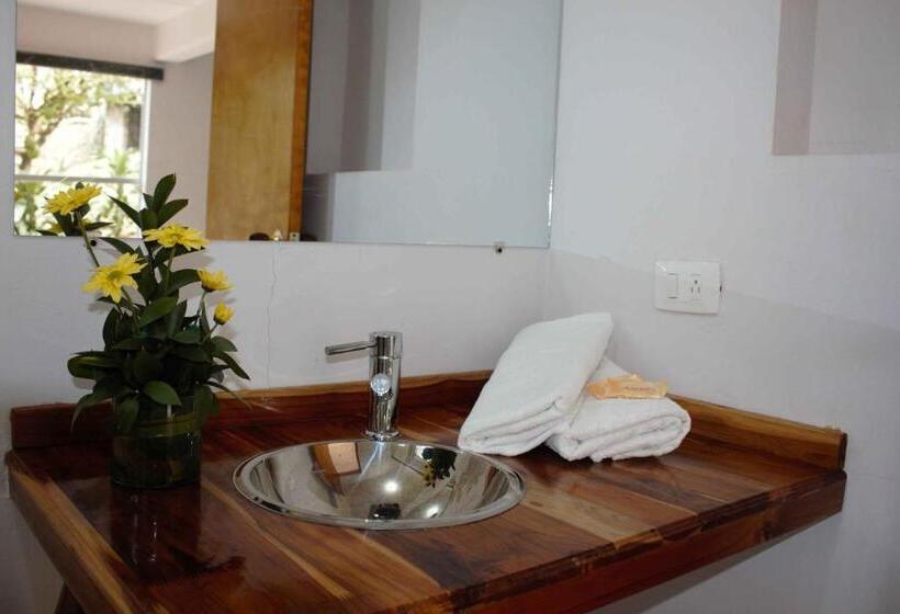 هتل Parador Del Gitano