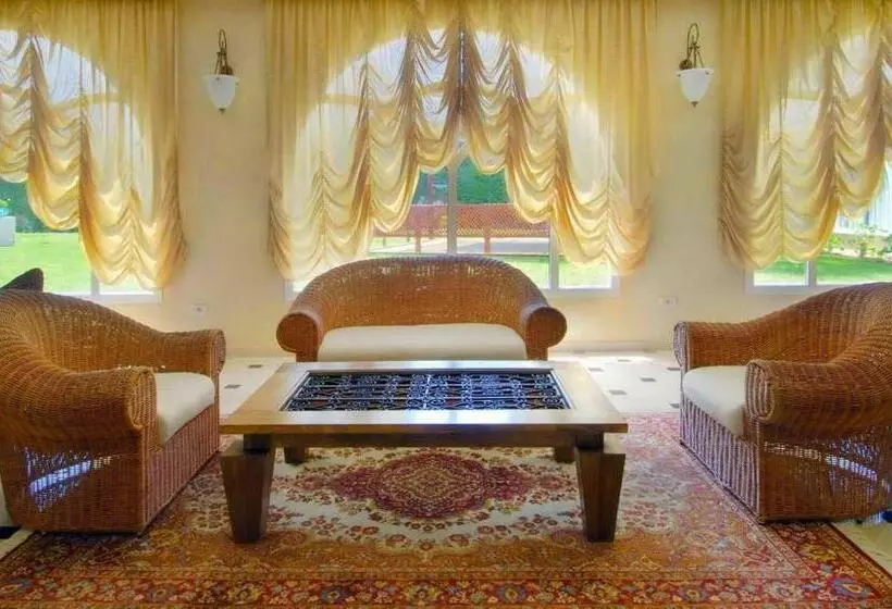 Hotelli Sol Palmeras Beach   Family