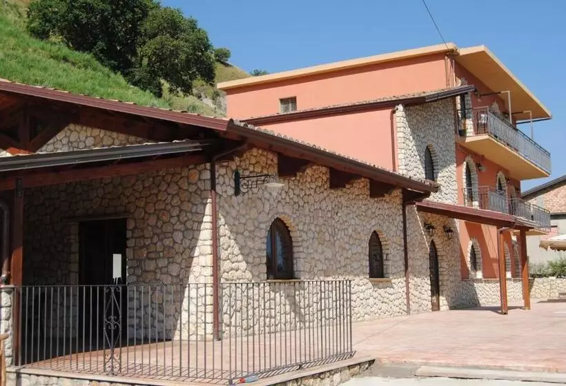 ペンション Al Giumani