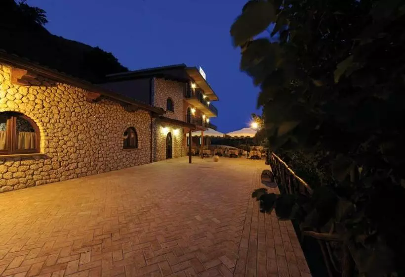 ペンション Al Giumani