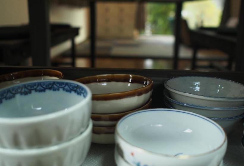 فندق صغير Guesthouse Asobigokoro Fukuokadazaifu