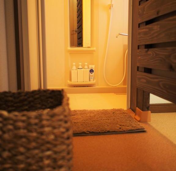 فندق صغير Guesthouse Asobigokoro Fukuokadazaifu