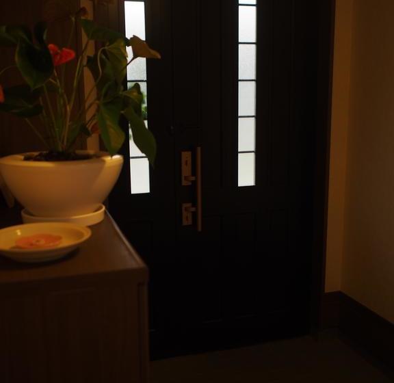 فندق صغير Guesthouse Asobigokoro Fukuokadazaifu