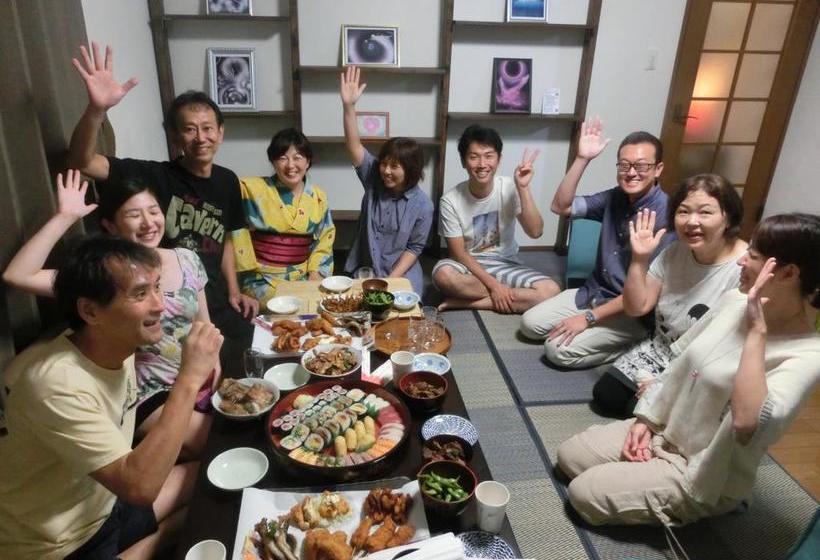 فندق صغير Guesthouse Asobigokoro Fukuokadazaifu