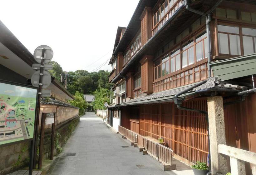 فندق صغير Guesthouse Asobigokoro Fukuokadazaifu