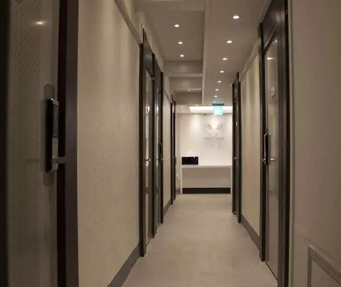 Retkeilymaja Mini Hotel Insa