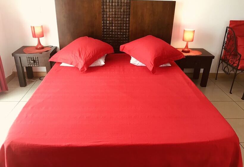 تختخواب و صبحانه Entre Deux Rêves