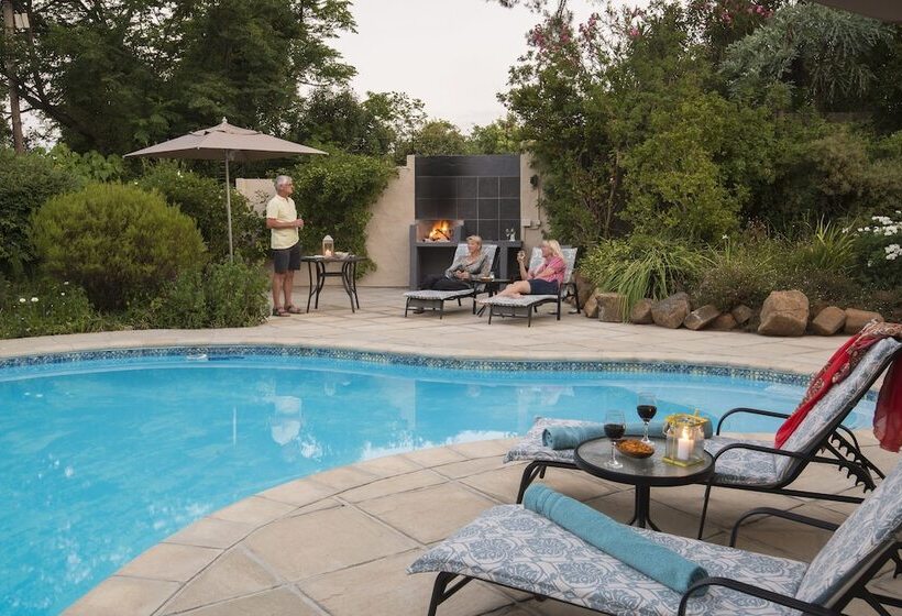 مبيت وإفطار Somerzicht Guest House