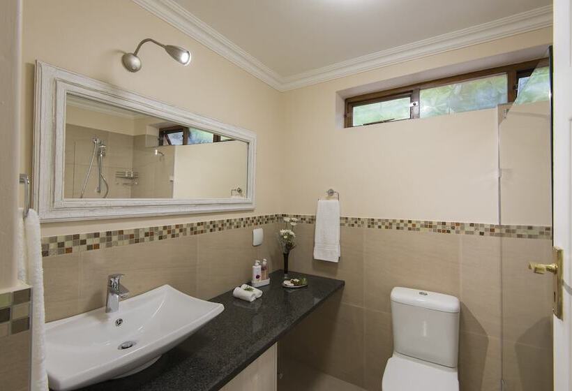 مبيت وإفطار Somerzicht Guest House