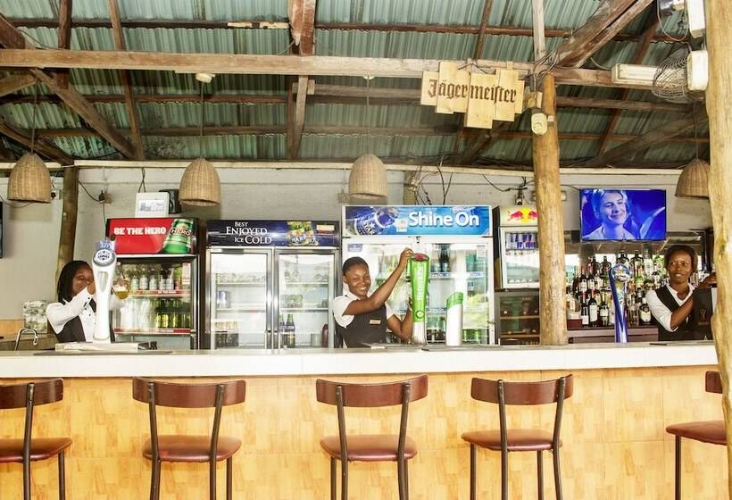 هتل Bougainvillea