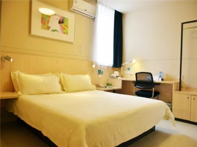 Hotelli Jinjiang Inn Changchun Renmin Avenue Guilin Road