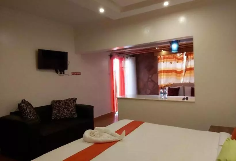 هتل Sahara Gardens Kericho
