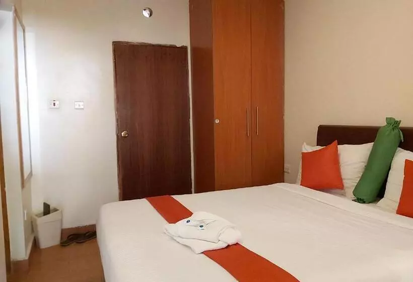 هتل Sahara Gardens Kericho