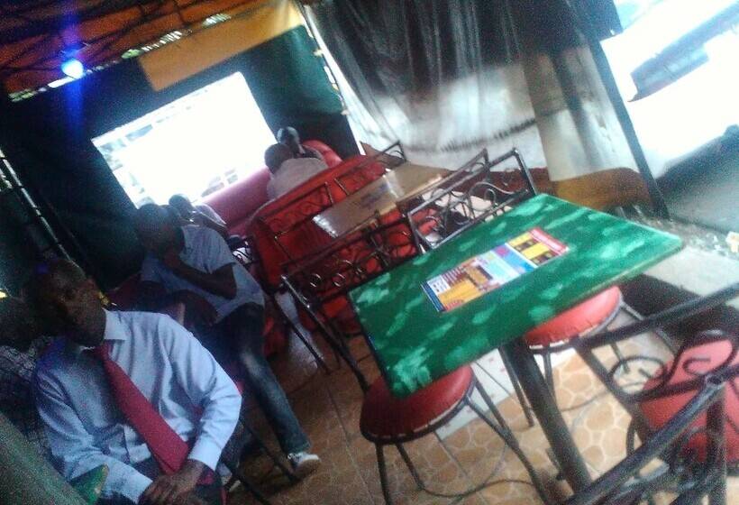 هتل Sammarays Lodge