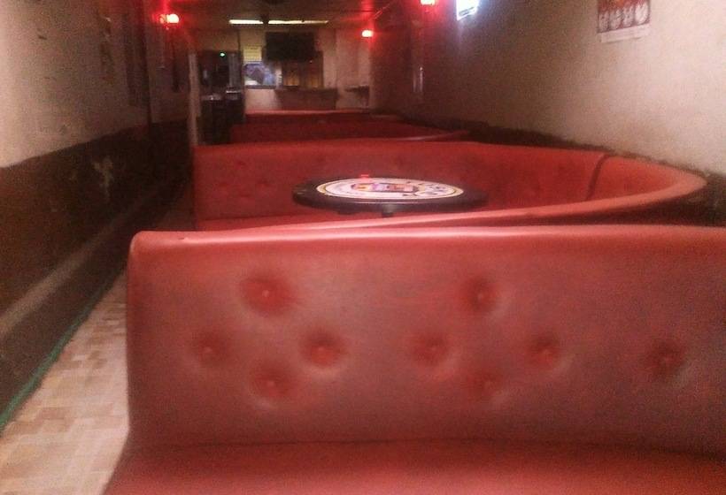 هتل Sammarays Lodge