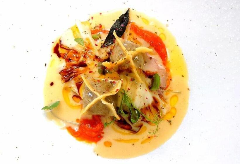 Phoenix Hotel By Hhg