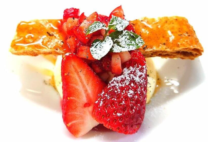 Phoenix Hotel By Hhg