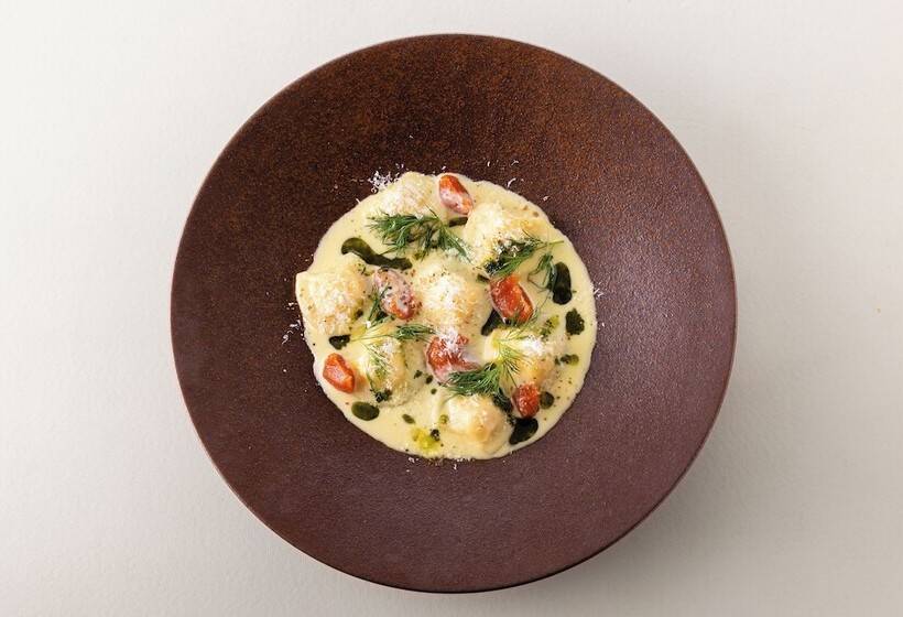 Phoenix Hotel By Hhg