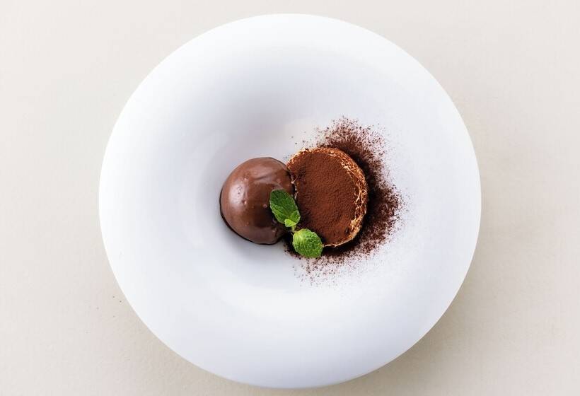 Phoenix Hotel By Hhg