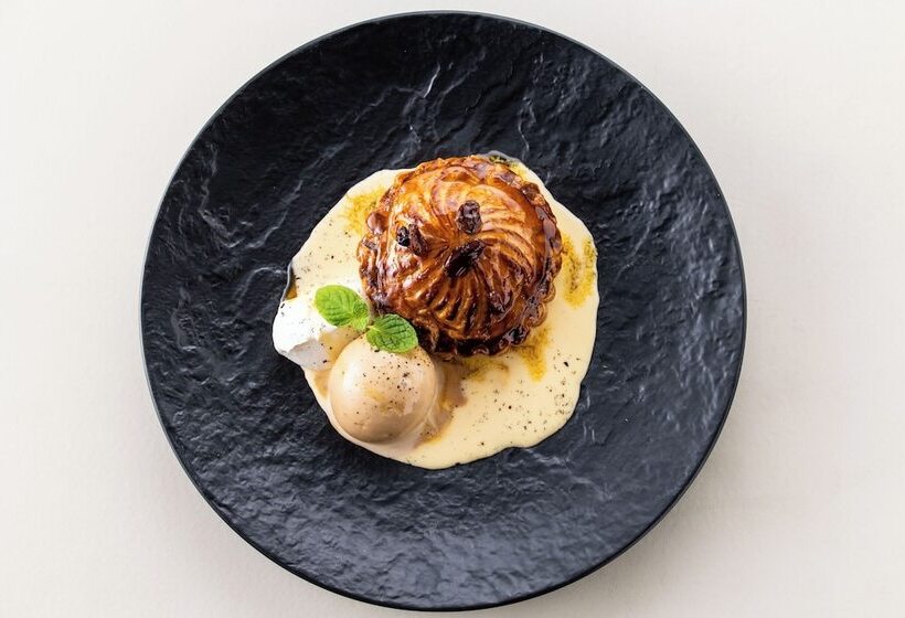 Phoenix Hotel By Hhg