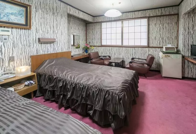 Ryokan Riverside Hotel Shoei
