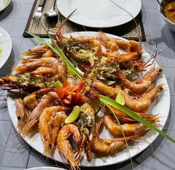 Aamiaismajoitus (B&B) Coconut Bay