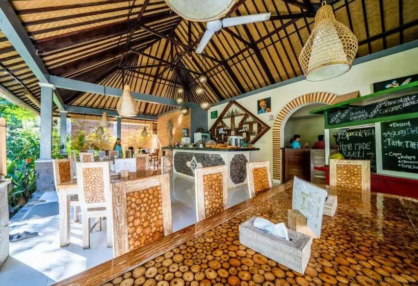 Aamiaismajoitus (B&B) Kelapa Cottage