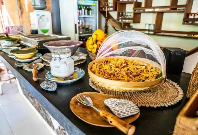 Aamiaismajoitus (B&B) Kelapa Cottage