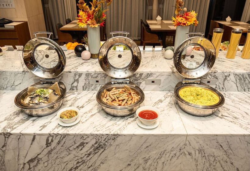 فندق Gwangyang Lacky