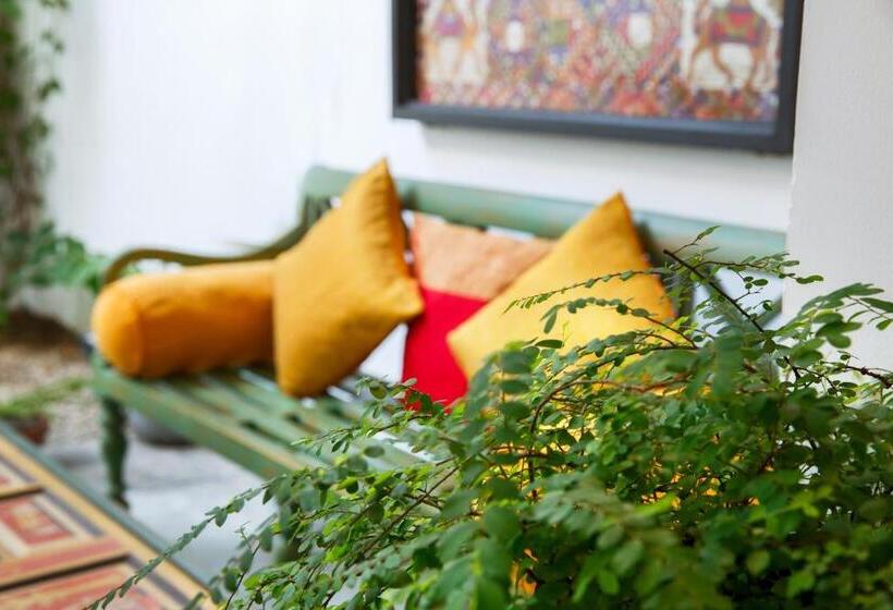 فندق Sunrise Boutique