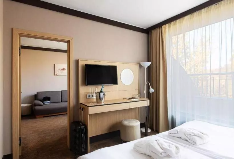 Portobello Wellness & Yacht Hotel Esztergom