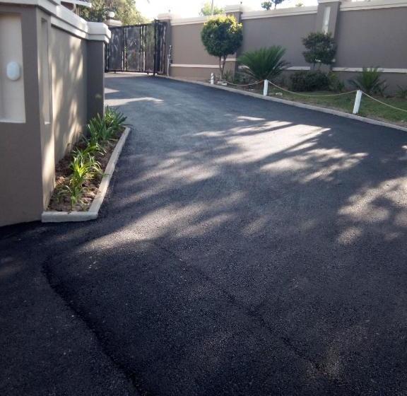 ベッドアンドブレックファースト Bruno Comfort Suites