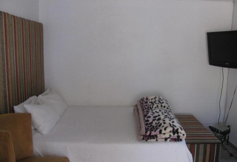 ベッドアンドブレックファースト Bruno Comfort Suites